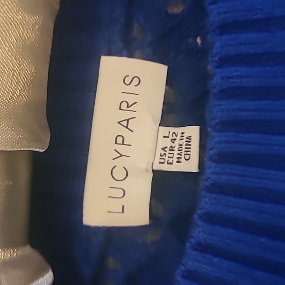 Lucy Paris - Picture 2 of 3